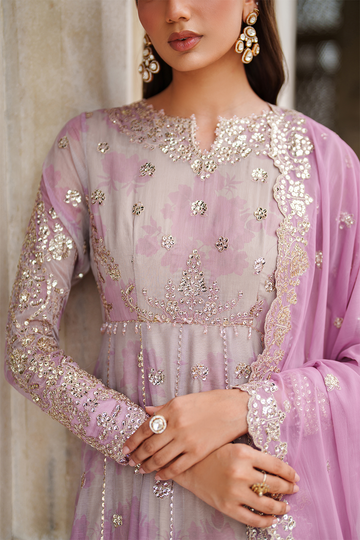 Iznik UE-555 Chinon Chiffon Vol-III 2025